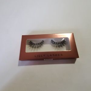 Lilly lashes gaia
